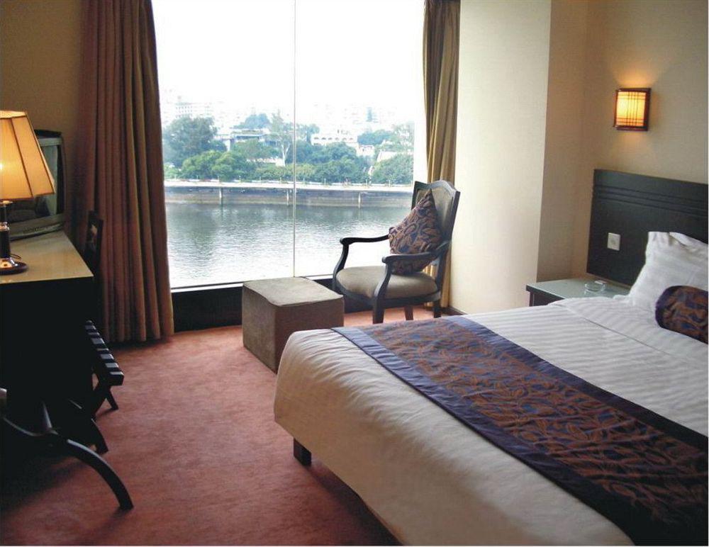 Hotel Jiang Yue à Canton Extérieur photo